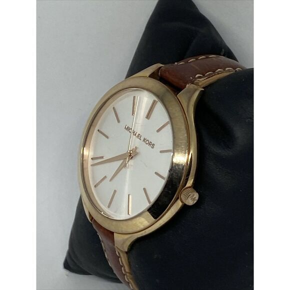 Michael Kors Runway MK2284 Women's Brown Leather Analog Dial Quartz Watch UC882 - Picture 4 of 12
